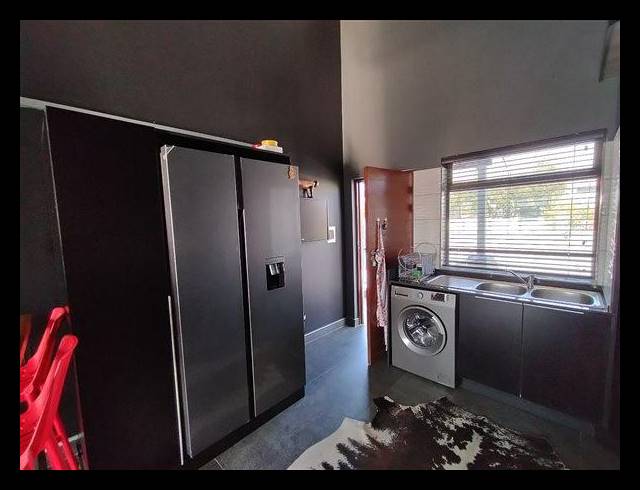 2 BEDROOM APARTMENT FOR SALE IN GREENSTONE HILL